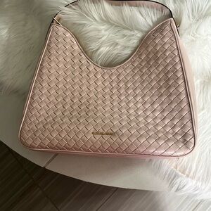 Like new Michael Kors Pink Blush handbag
